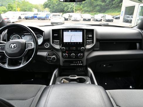 Used 2022 RAM 1500 Big Horn AWD/4WD image 12