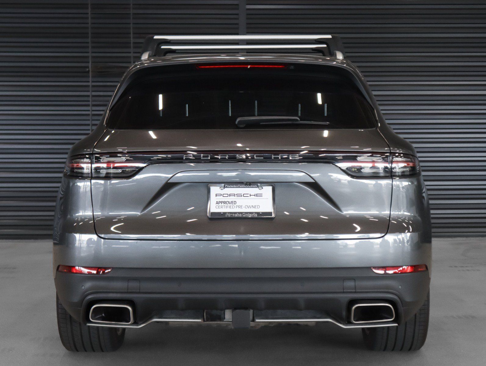 Certified 2023 Porsche Cayenne AWD/4WD image 9