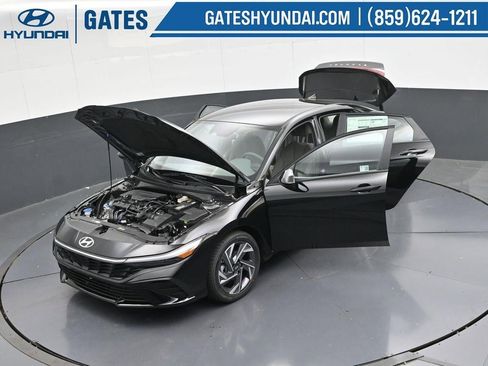 New 2025 Hyundai Elantra Sport image 48