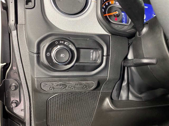 Used 2026 Jeep Wrangler Unlimited Sahara AWD/4WD image 27