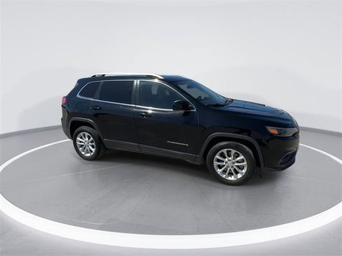 Used 2019 Jeep Cherokee Latitude w/ Popular Appearance Group image 13