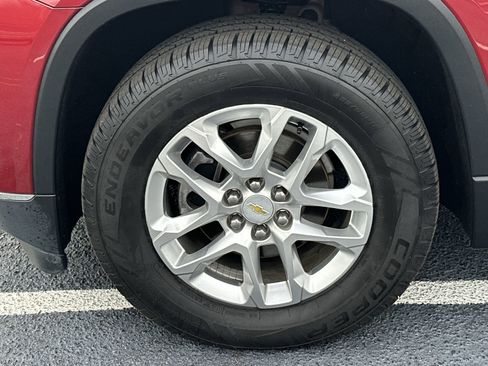 Used 2019 Chevrolet Traverse LT image 13