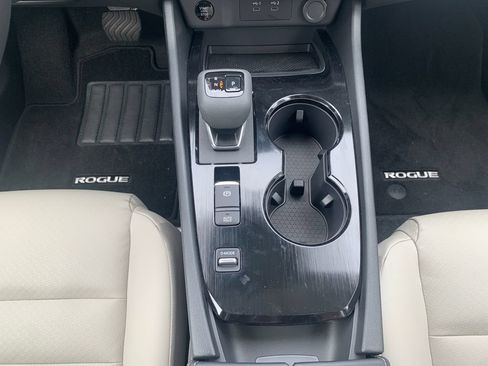 New 2026 Nissan Rogue Dark Armor FWD image 15