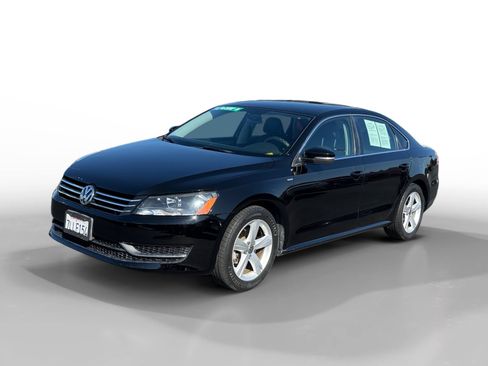 Used 2014 Volkswagen Passat 1.8T Wolfsburg Edition FWD image 1