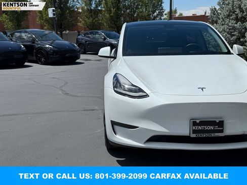Used 2023 Tesla Model Y Long Range AWD/4WD image 13