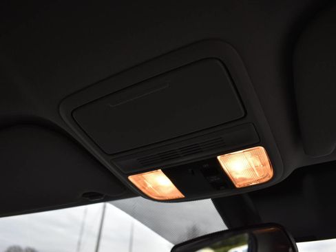 Used 2020 Honda Odyssey EX image 24