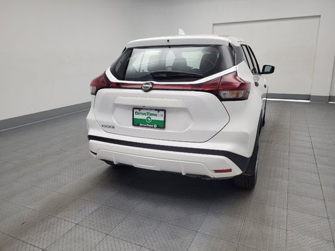 Used 2022 Nissan Kicks S FWD image 7