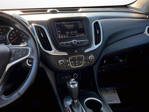 Used 2020 Chevrolet Equinox LT image 6