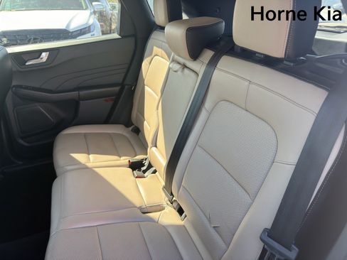 Used 2022 Ford Escape SEL FWD image 21
