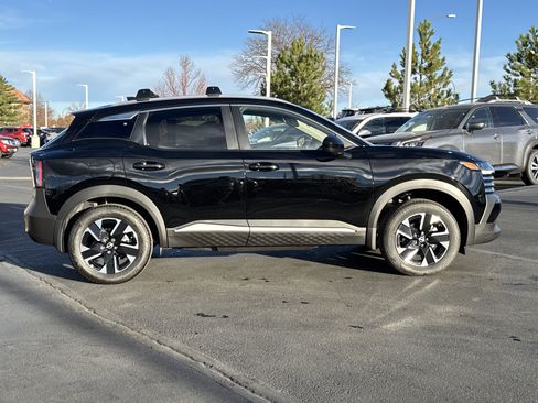 New 2026 Nissan Kicks SV w/ SV Premium Package image 2