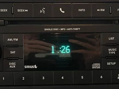 Used 2016 Jeep Wrangler Sahara w/ Connectivity Group AWD/4WD image 30