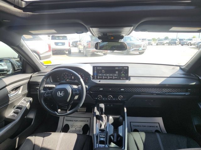 Used 2023 Honda Accord Sport image 16