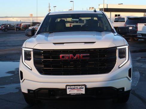 New 2026 GMC Sierra 1500 Elevation image 6