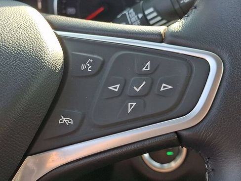 Used 2022 Chevrolet Equinox LT FWD image 21