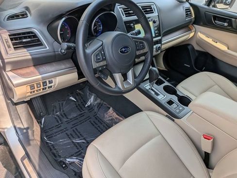 Used 2017 Subaru Outback 2.5i Limited AWD/4WD image 16