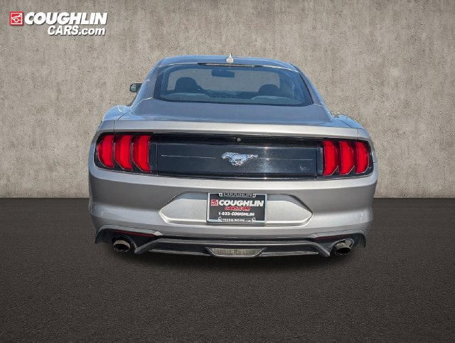 Used 2020 Ford Mustang Coupe RWD image 6
