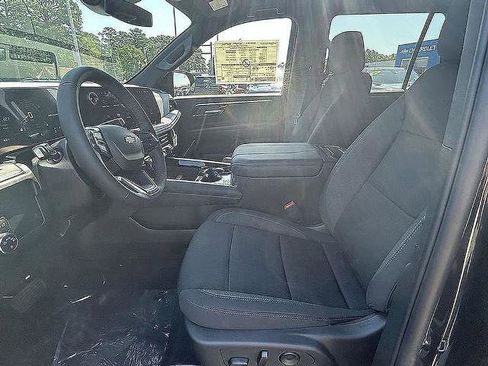 New 2025 Chevrolet Tahoe LS image 21