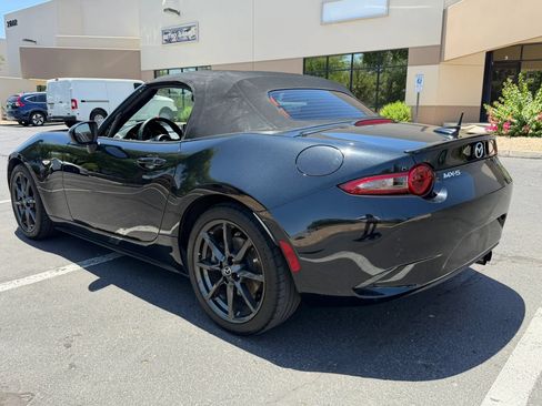 Used 2016 MAZDA MX-5 Miata Club RWD image 7