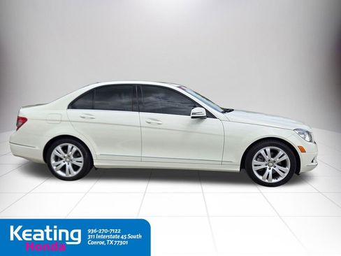 Used 2011 Mercedes-Benz C 300 Sedan image 9