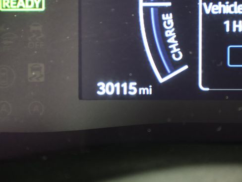 Used 2025 Toyota Camry LE image 17