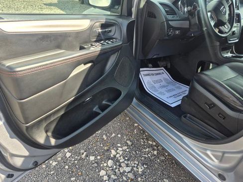 Used 2018 Dodge Grand Caravan GT image 8