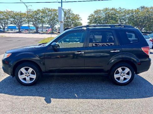 Used 2010 Subaru Forester 2.5X Premium image 4
