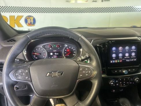 Used 2023 Chevrolet Traverse RS AWD/4WD image 4