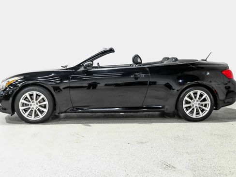 Used 2011 INFINITI G37 Convertible w/ Premium Pkg RWD image 9