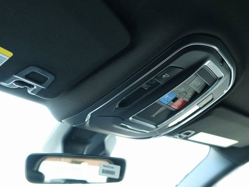 New 2026 Jeep Grand Cherokee Altitude AWD/4WD image 17