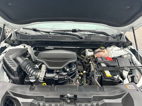 Used 2022 Chevrolet Blazer LT w/ Midnight/Sport Edition image 32