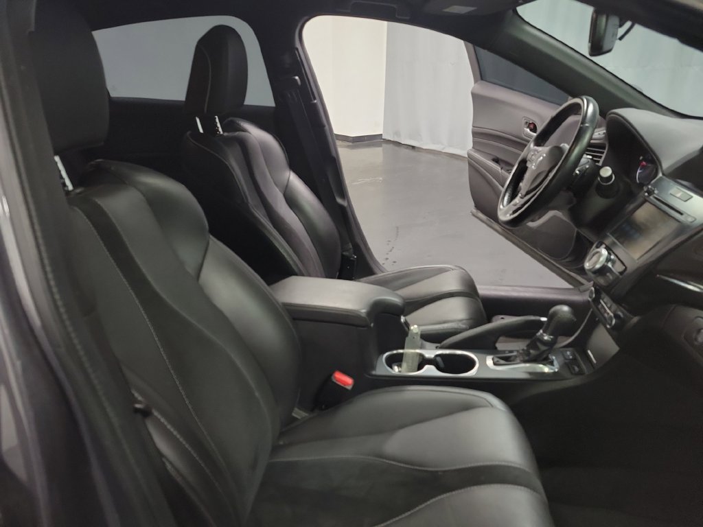 Used 2022 Acura ILX w/ Technology Plus & A-SPEC FWD image 32