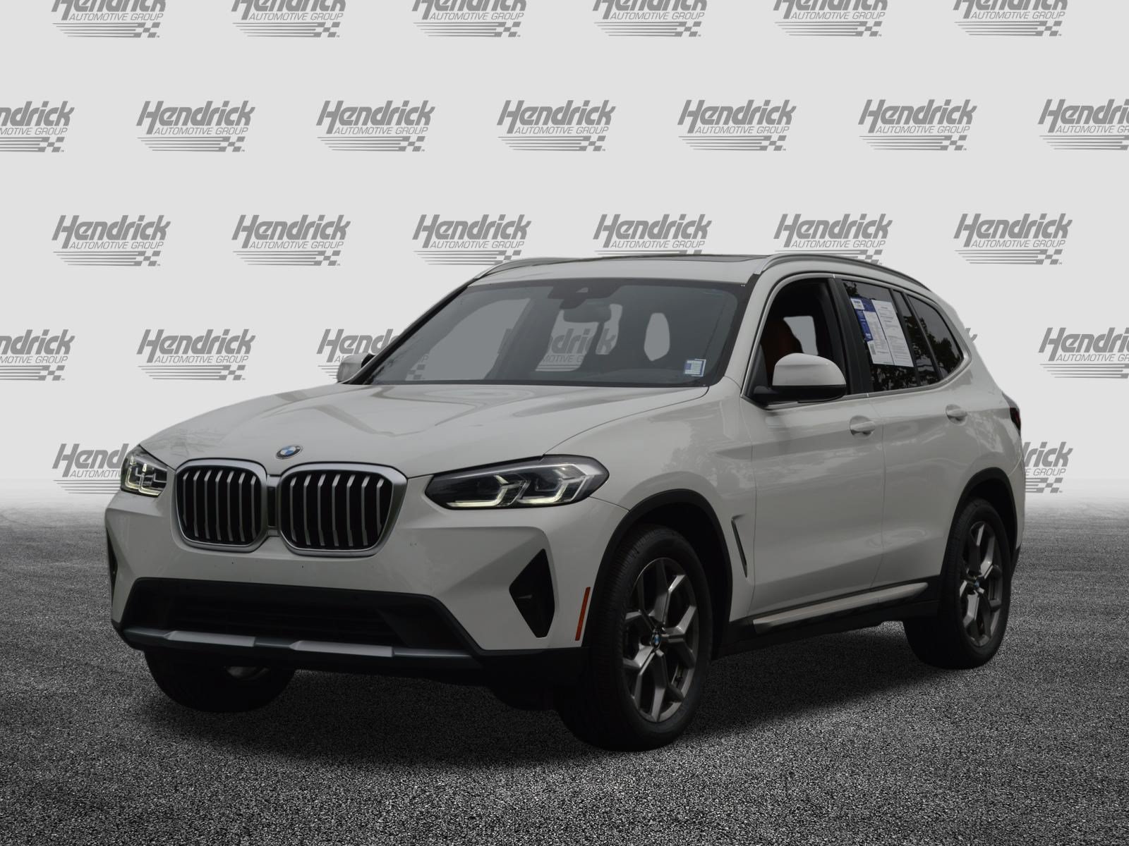 Certified 2024 BMW X3 sDrive30i w/ Premium Package RWD image 3
