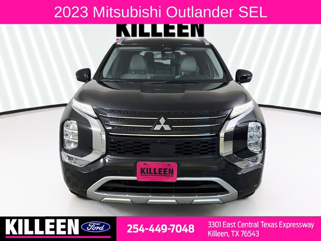Used 2023 Mitsubishi Outlander SEL FWD image 2