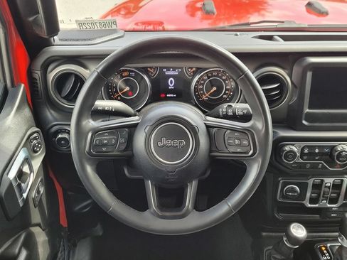 Used 2023 Jeep Wrangler Unlimited Sport AWD/4WD image 12