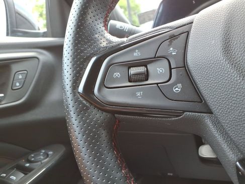 Certified 2025 Chevrolet Trax RS w/ Driver Confidence Package FWD image 28