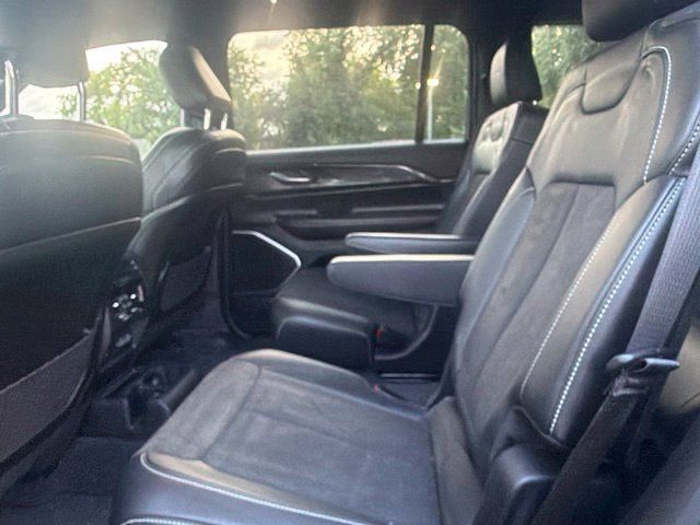 Used 2021 Jeep Grand Cherokee L Laredo AWD/4WD image 14