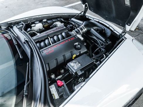 Used 2006 Chevrolet Corvette Convertible w/ Preferred Equipment Group image 83