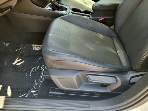 Used 2019 Volkswagen Jetta SEL FWD image 23