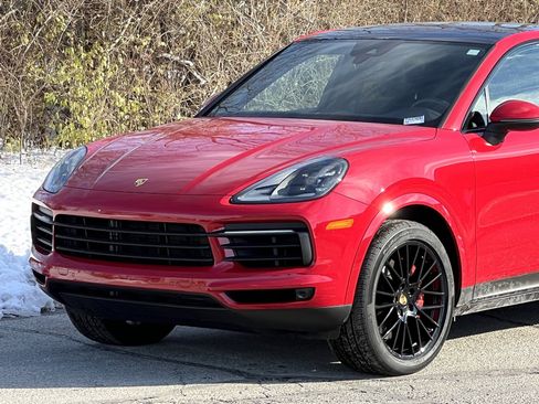 Certified 2023 Porsche Cayenne Coupe image 10