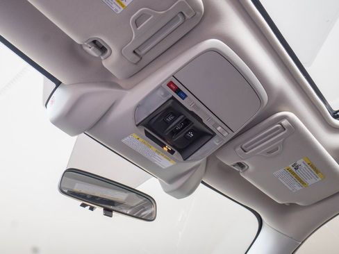 Used 2019 Subaru Forester Limited image 14