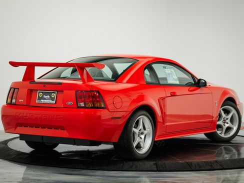 Used 2000 Ford Mustang Cobra RWD image 31