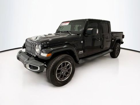 Used 2021 Jeep Gladiator Overland w/ Cold Weather Group image 3