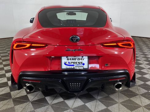 Used 2021 Toyota Supra RWD image 5