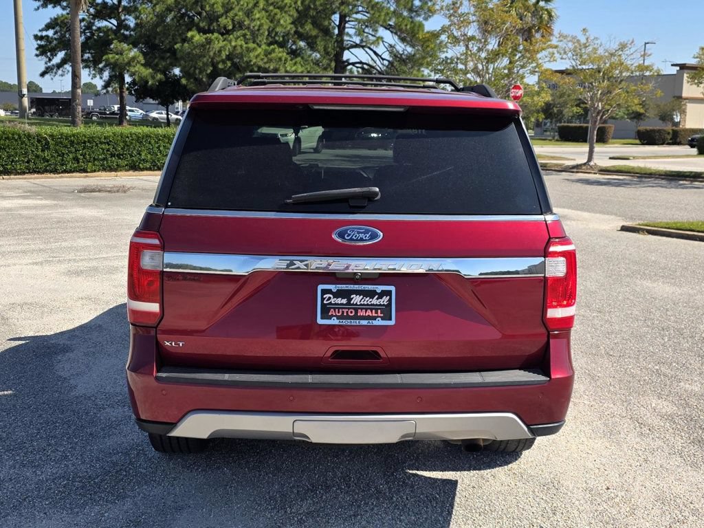 Used 2018 Ford Expedition XLT w/ Equipment Group 202A RWD image 4
