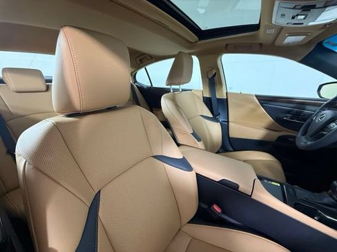 Certified 2025 Lexus ES 350 w/ Premium Package FWD image 30