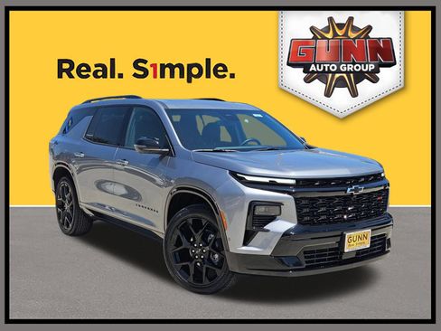 Certified 2025 Chevrolet Traverse RS w/ LPO, Floor Liner Package AWD/4WD image 1