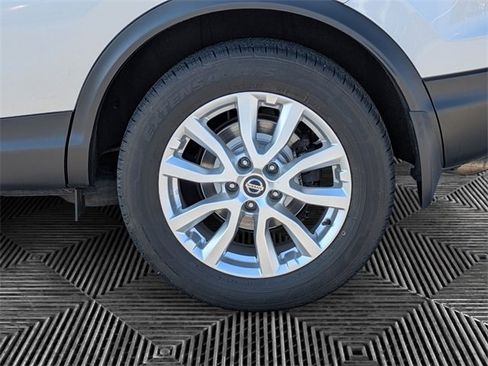 Certified 2021 Nissan Rogue Sport S image 9