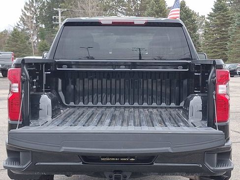 Certified 2025 Chevrolet Silverado 1500 Custom w/ Turbomax Blackout Package image 31