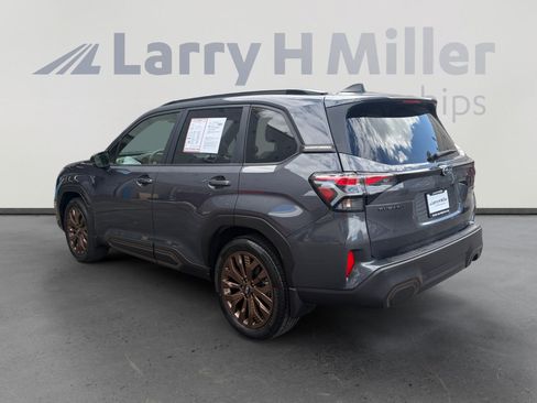 Used 2025 Subaru Forester Sport AWD/4WD image 3