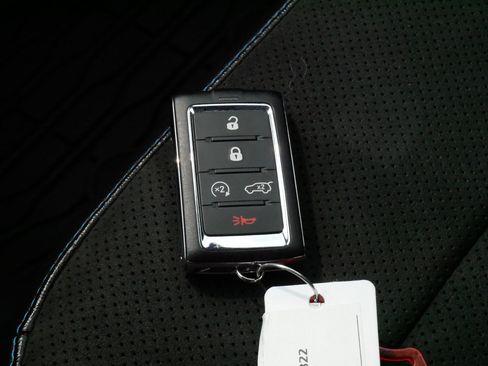 Used 2022 Jeep Grand Cherokee Trailhawk w/ Advanced Protech Group II AWD/4WD image 35
